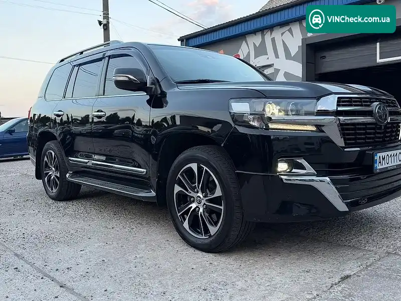 Toyota Land Cruiser 2020, фото з оголошення 1 з 20, VIN JTMCV02JX04310945
