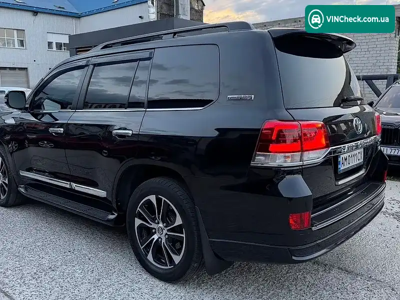 Toyota Land Cruiser 2020, фото з оголошення 2 з 20, VIN JTMCV02JX04310945