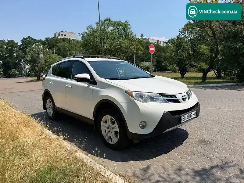 Toyota RAV4 2015, фото з оголошення 2 з 6, VIN JTMBFREV5FJ028122