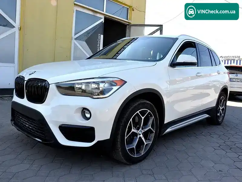 BMW X1 2018, фото з оголошення 1 з 21, VIN WBXHU7C34J5L09483