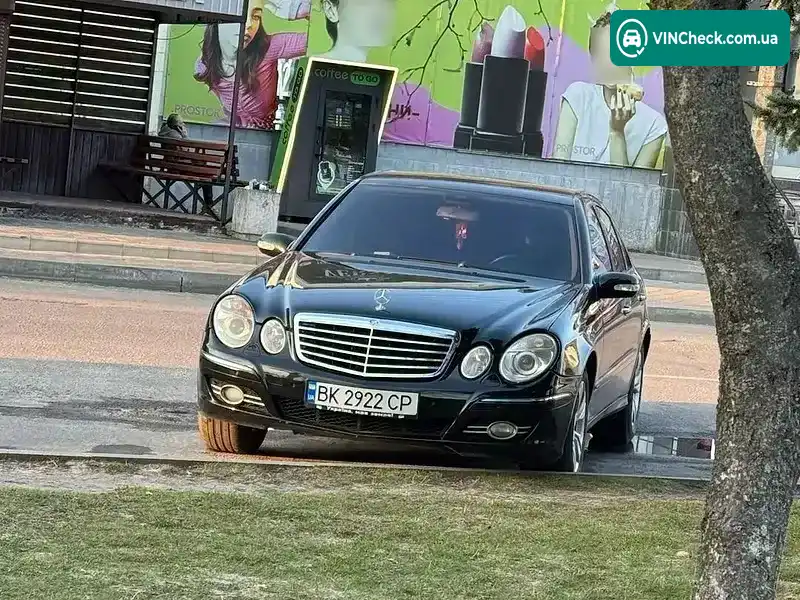 Mercedes-Benz E-Class 2004, фото з оголошення 1 з 11, VIN WDB2110061A626138