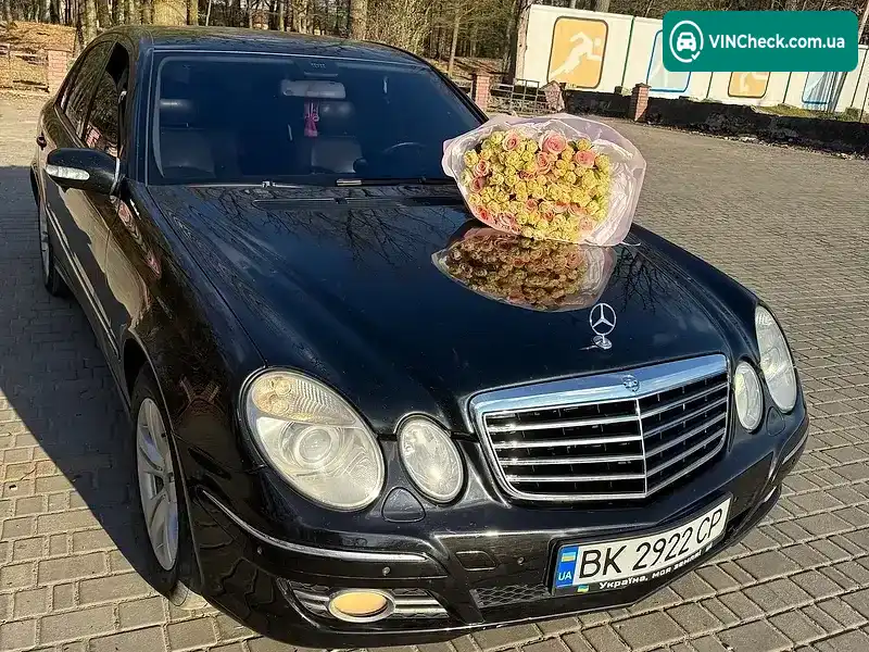 Mercedes-Benz E-Class 2004, фото з оголошення 2 з 11, VIN WDB2110061A626138
