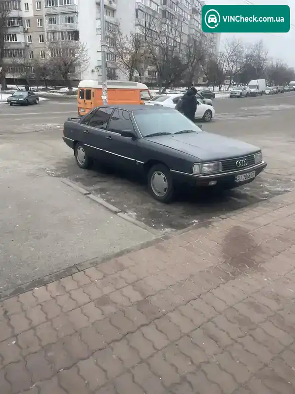 Audi 200 1985, фото з оголошення 1 з 8, VIN WAUZZZ44ZFA019555