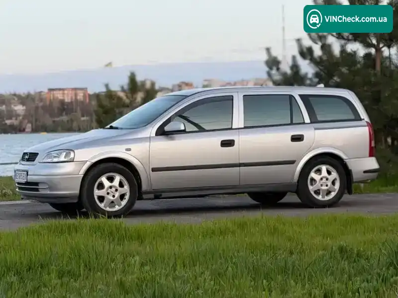 Opel Astra 2004, фото з оголошення 1 з 21, VIN Y6D0TGF3542090537