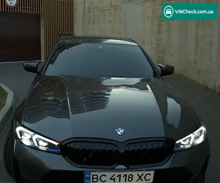 BMW 3 Series 2019, фото з оголошення 2 з 10, VIN 3MW5R7J00L8B07477