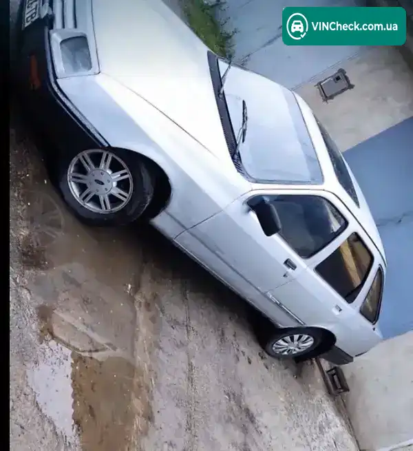 Ford Sierra 1985, фото з оголошення 2 з 7, VIN WF0AXXGBBAFD30071
