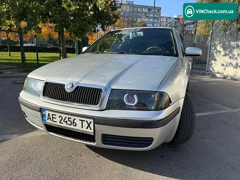 Skoda Octavia 2003, фото з оголошення 1 з 11, VIN TMBCK11U148732742