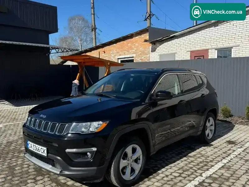 Jeep Compass 2020, фото з оголошення 2 з 21, VIN 3C4NJDBB9LT256265