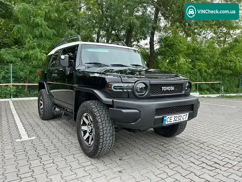 Toyota FJ Cruiser 2011, фото з оголошення 1 з 20, VIN JTEBU4BF6CK127099