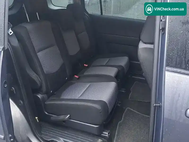 Mazda 5 2006, фото з оголошення 2 з 15, VIN JMZCR19R670187973