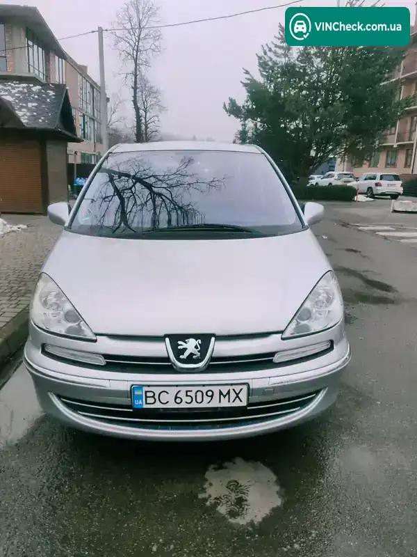 Peugeot 807 2010, фото з оголошення 2 з 11, VIN VF3EBRHD8AZ043703