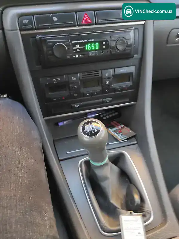 Audi A4 2002, фото з оголошення 2 з 16, VIN WAUZZZ8EX3A027378