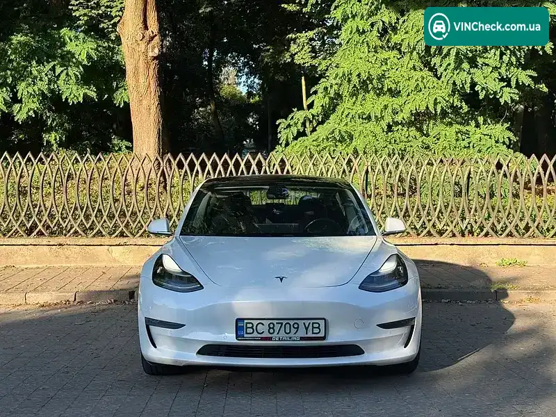 Tesla Model 3 2019, фото з оголошення 2 з 20, VIN 5YJ3E7EB6KF221236