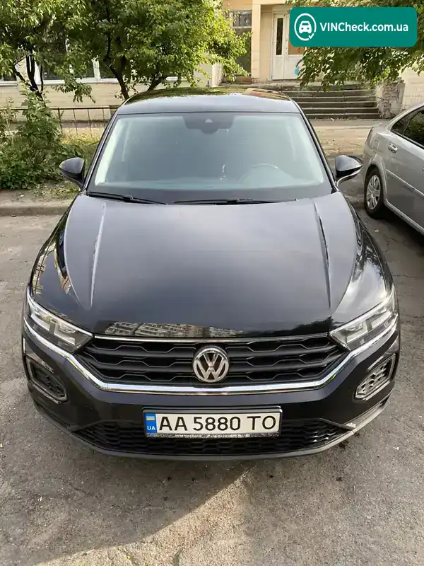 Volkswagen T-Roc 2019, фото з оголошення 2 з 16, VIN WVGZZZA1ZKV170335