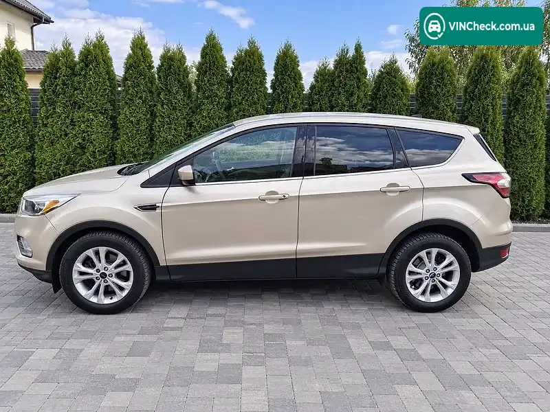 Ford Escape 2017, фото з оголошення 2 з 17, VIN 1FMCU9GD1HUC62561