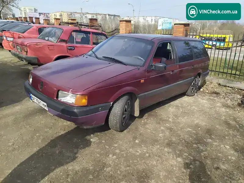 Volkswagen Passat 1992, фото з оголошення 1 з 10, VIN WVWZZZ31ZNE063405