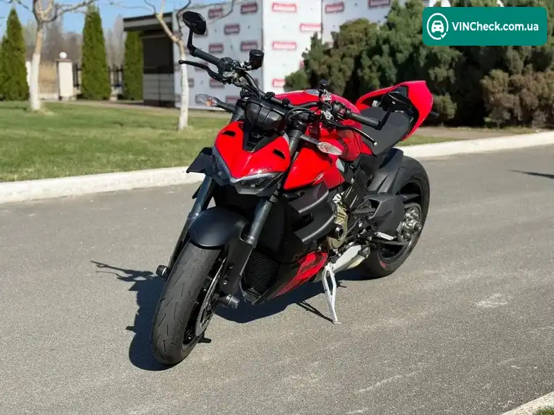 Ducati Streetfighter 2023, фото з оголошення 2 з 9, VIN ZDMFAKWW1PB009033