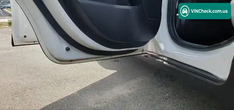 Kia Stonic 2018, фото з оголошення 2 з 11, VIN KNADC815GKS238774