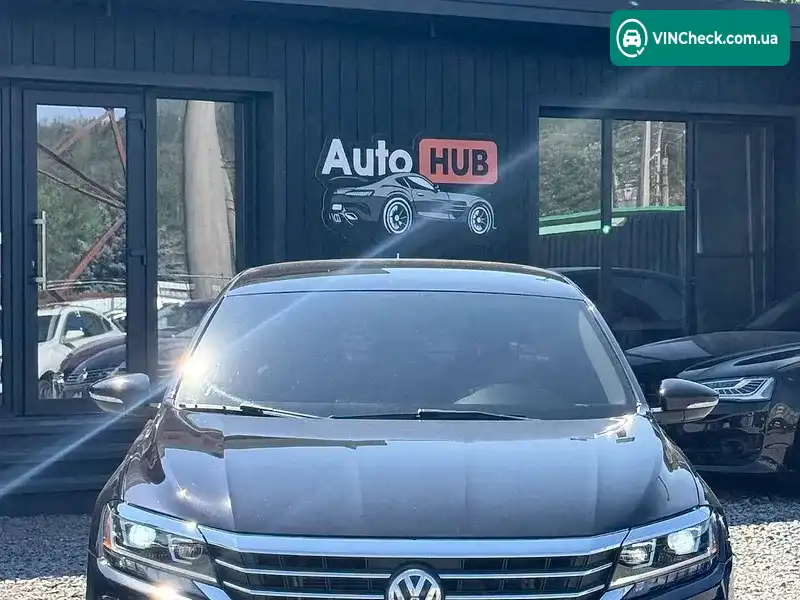 Volkswagen Passat 2020, фото з оголошення 2 з 20, VIN 1VWAA7A33LC017314