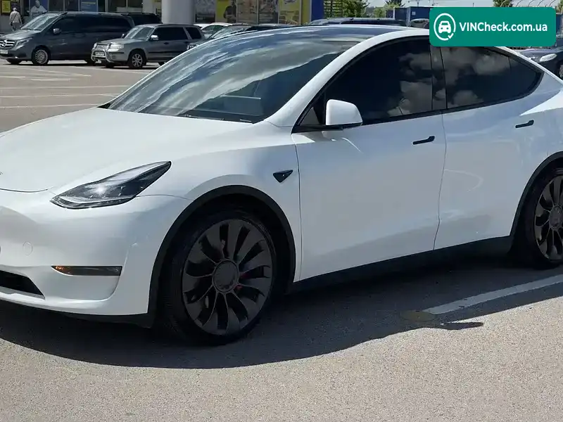 Tesla Model Y 2025, фото з оголошення 1 з 20, VIN 7SAYGDEF5SF312843
