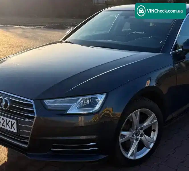 Audi A4 2017, фото з оголошення 2 з 13, VIN WAUZZZF47HA168183