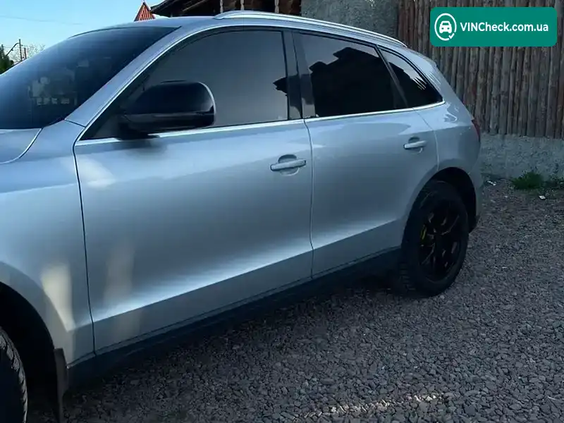 Audi Q5 2009, фото з оголошення 2 з 21, VIN WAUZZZ8R2AA007318