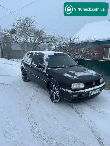 Volkswagen Golf 1997, фото з оголошення 1 з 5, VIN WVWZZZ1HZVP233522