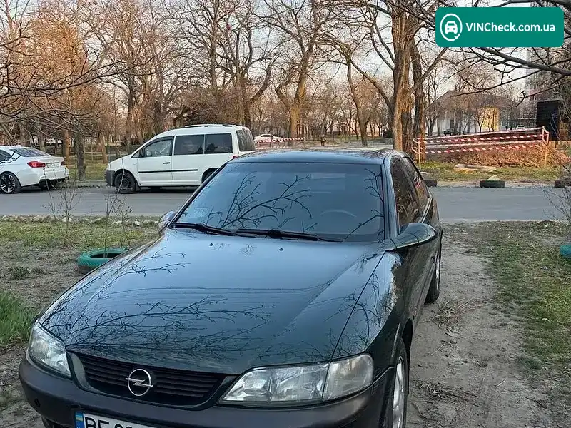 Opel Vectra 1998, фото з оголошення 1 з 7, VIN W0L0JBF19W5216020