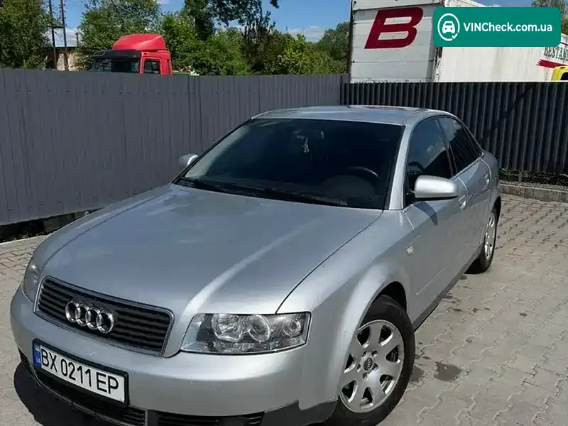 Audi A4 2001, фото з оголошення 1 з 16, VIN WAUZZZ8E72A109048