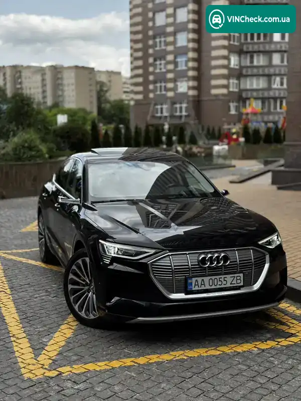 Audi e-tron 2020, фото з оголошення 1 з 20, VIN WAUZZZGE9LB027884