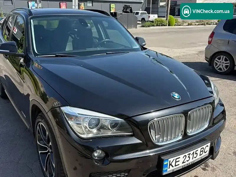 BMW X1 2012, фото з оголошення 2 з 19, VIN WBAVL1C50DVR84461