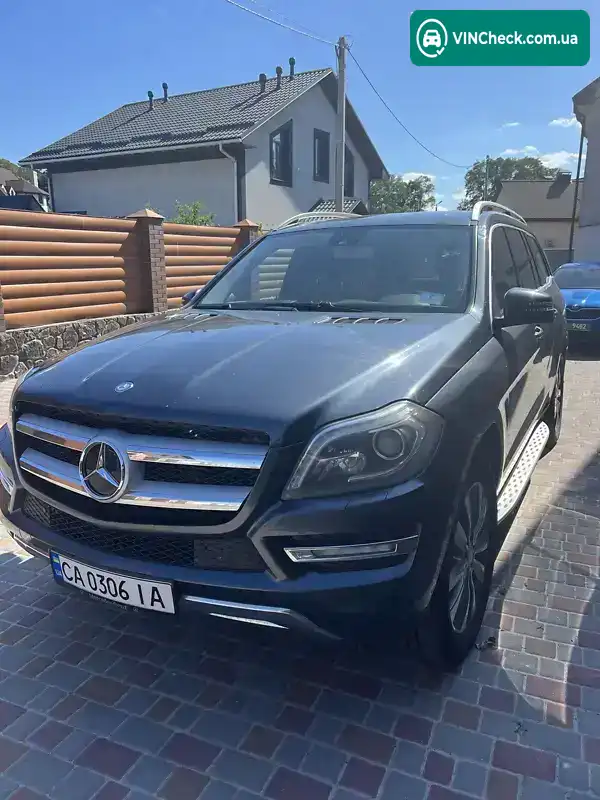 Mercedes-Benz GL-Class 2012, фото з оголошення 2 з 9, VIN 4JGDF2EE9DA156484