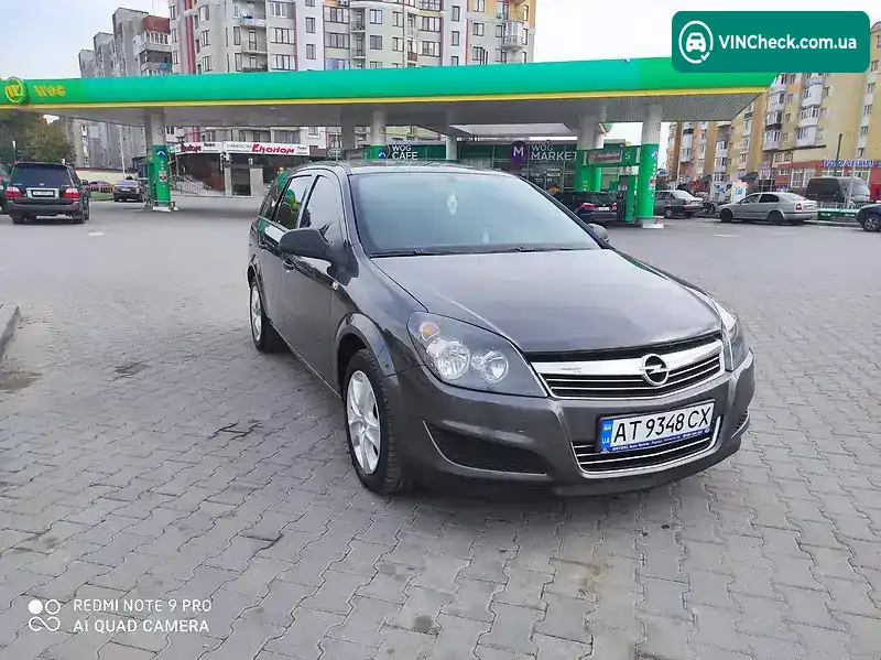 Opel Astra 2011, фото з оголошення 2 з 20, VIN W0L0AHL35B2112789