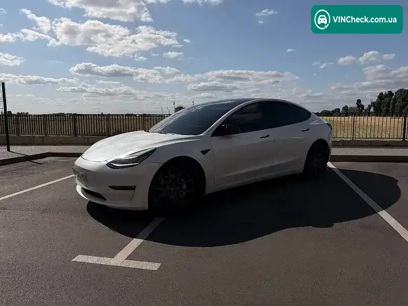 Tesla Model 3 2019, фото з оголошення 2 з 20, VIN 5YJ3E1EB9KF511063