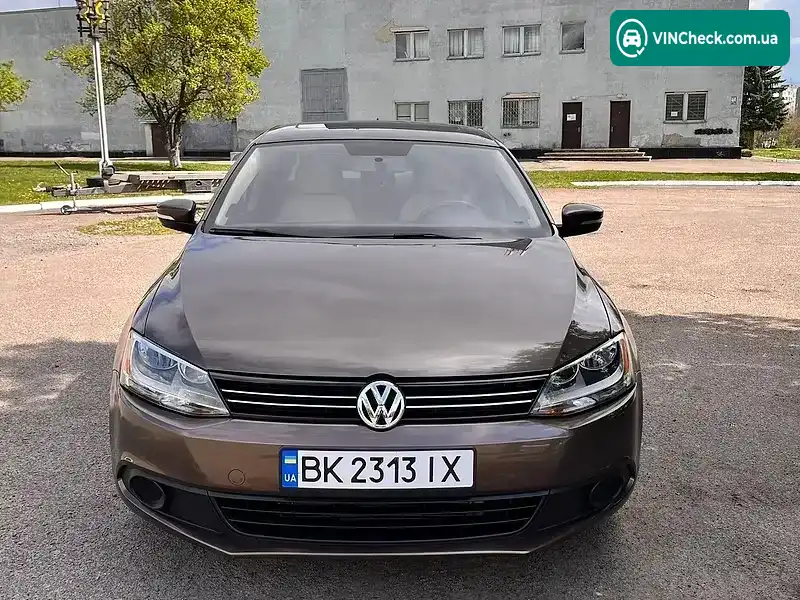 Volkswagen Jetta 2012, фото з оголошення 2 з 20, VIN 3VWLL7AJ2CM382647