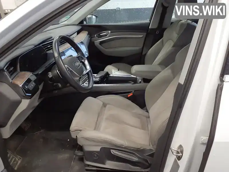 Audi e-tron 2021, фото з оголошення 2 з 10, VIN WAUZZZGE8MB027750