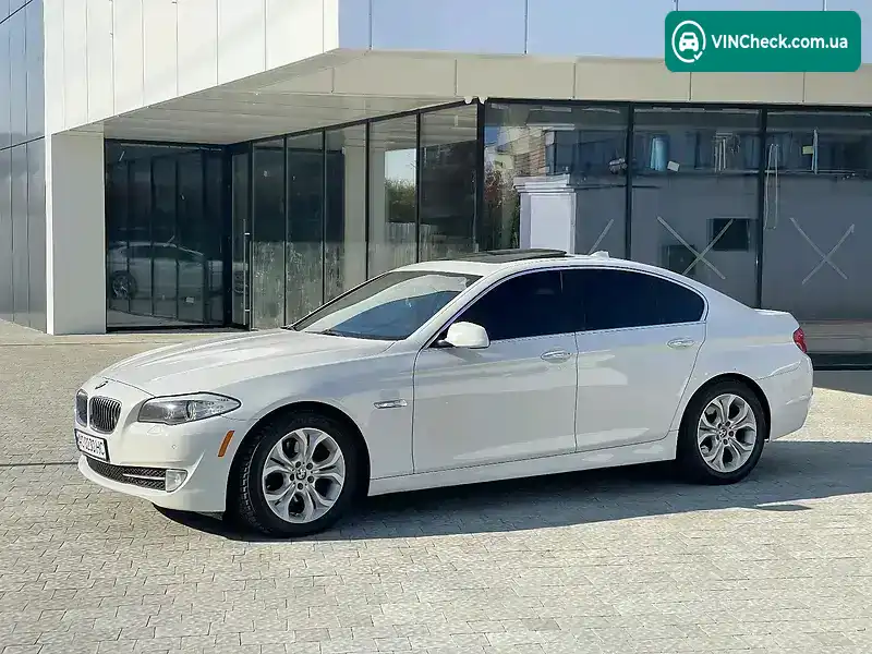 BMW 5 Series 2013, фото з оголошення 2 з 20, VIN WB10A0106DZ126308