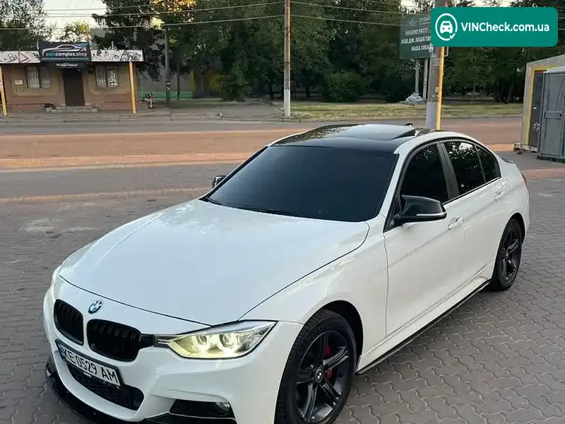 BMW 3 Series 2012, фото з оголошення 1 з 16, VIN WBA3B3C57DJ698927
