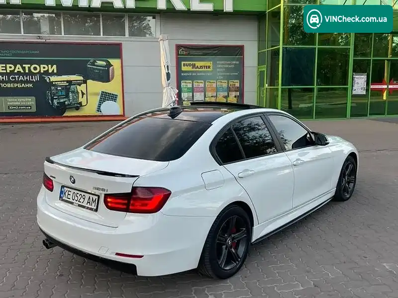 BMW 3 Series 2012, фото з оголошення 2 з 16, VIN WBA3B3C57DJ698927