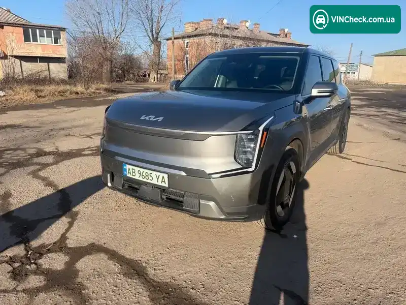 Kia EV9 2023, фото з оголошення 1 з 16, VIN KNDAB5S13R6030945