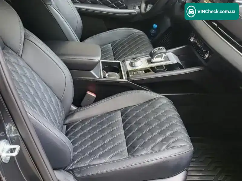 Mitsubishi Outlander 2024, фото з оголошення 1 з 20, VIN JMBXTGM4WRZ000446