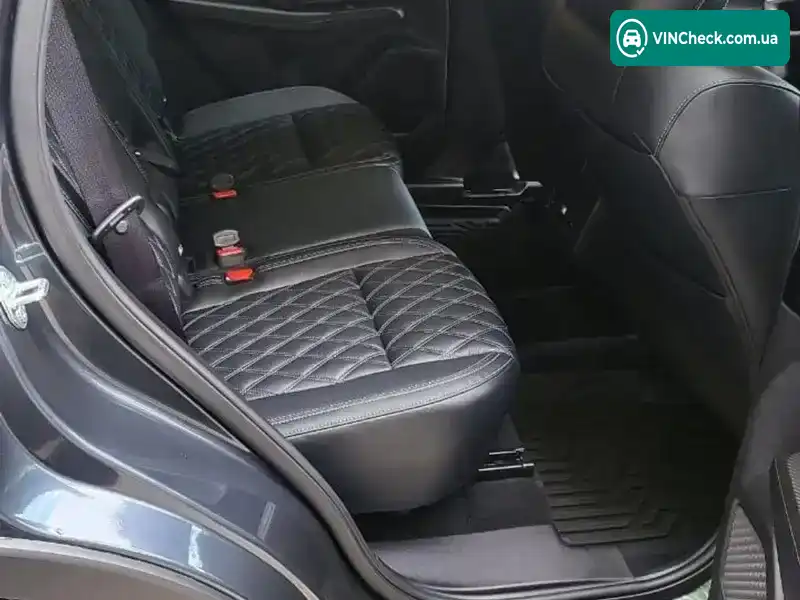 Mitsubishi Outlander 2024, фото з оголошення 2 з 20, VIN JMBXTGM4WRZ000446