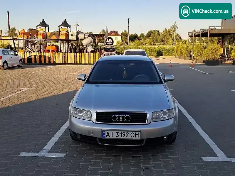 Audi A4 2003, фото з оголошення 2 з 18, VIN WAUZZZ8E73A248422