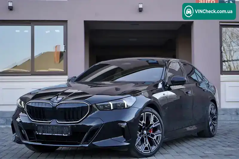 BMW 5 Series 2024, фото з оголошення 1 з 21, VIN WBA11FK070CR89377