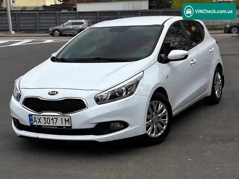 Kia Ceed 2015, фото з оголошення 2 з 18, VIN U5YHM515AFL205623