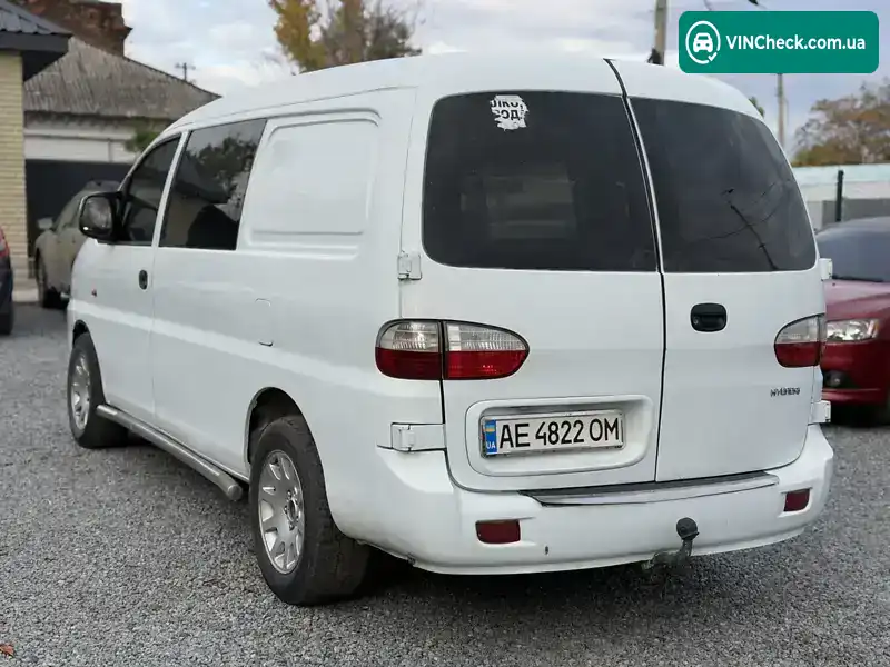 Hyundai H-1 2007, фото з оголошення 2 з 15, VIN KMJWVH7WP7U807189