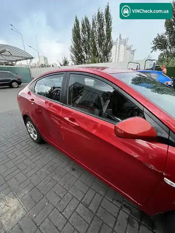Hyundai Accent 2013, фото з оголошення 2 з 14, VIN Z94CU41CBDR264881