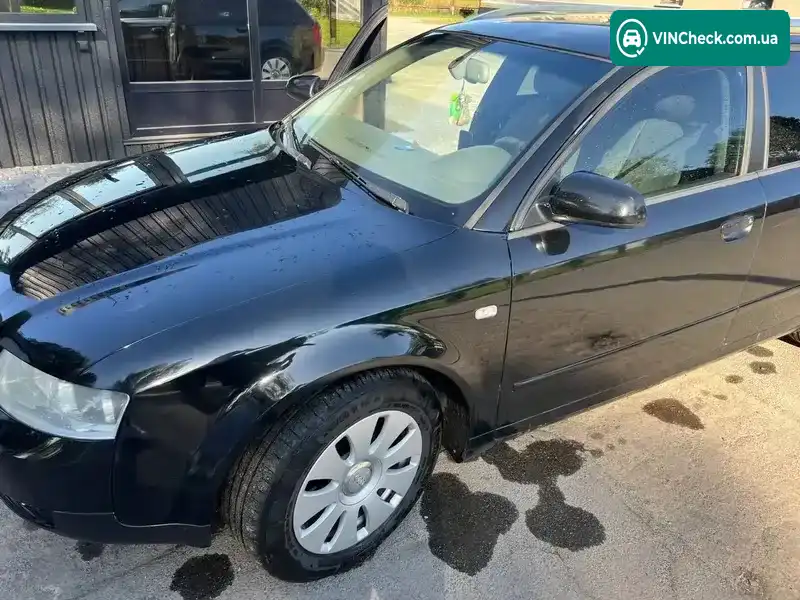 Audi A4 2004, фото з оголошення 2 з 15, VIN WAUZZZ8E85A023834