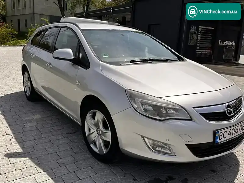 Opel Astra 2011, фото з оголошення 2 з 14, VIN W0LPD8EGXB8114355