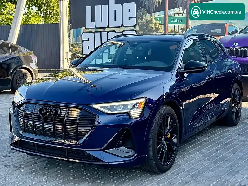 Audi e-tron 2022, фото з оголошення 2 з 20, VIN WA1AABGE3NB043879